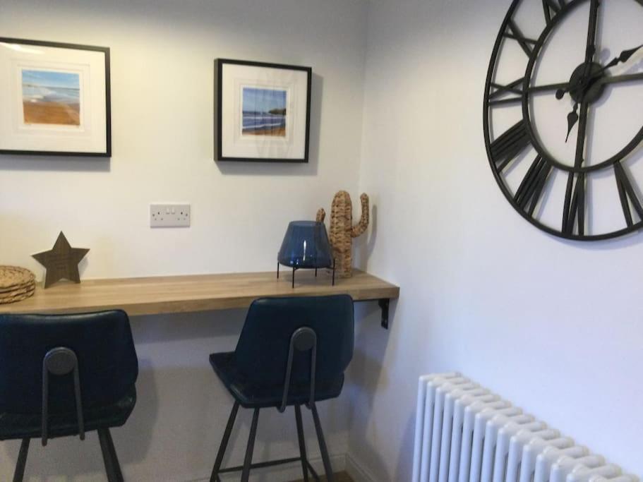 Abbey View Cottage 휫비 외부 사진