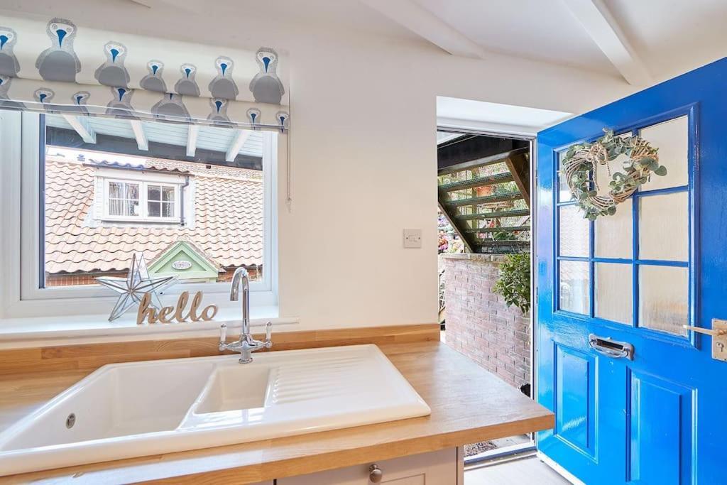 Abbey View Cottage 휫비 외부 사진